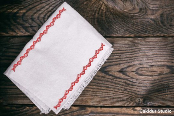 Red Fence Border: Craft Fair Product Review